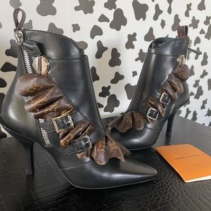 Louis Vuitton Janet Ankle Boot